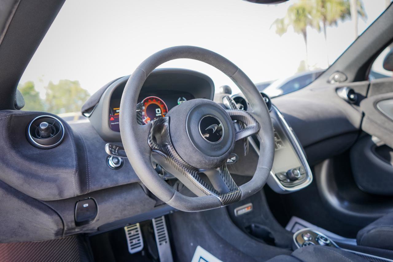 Used 2019 McLaren 600LT photo 14