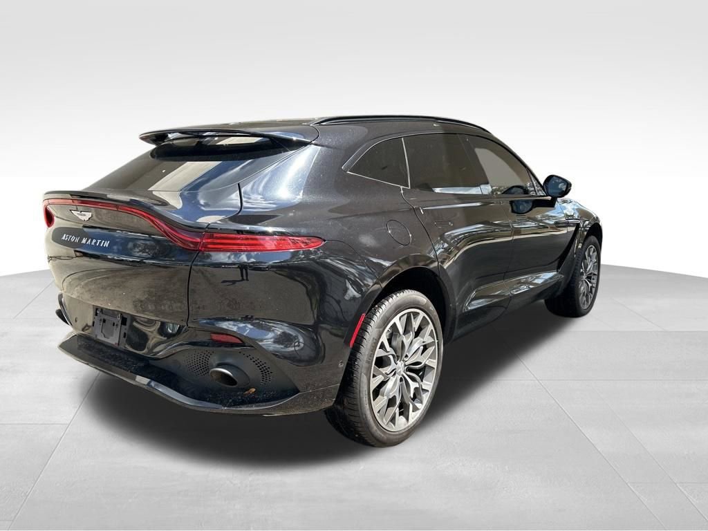 2023 Aston Martin DBX