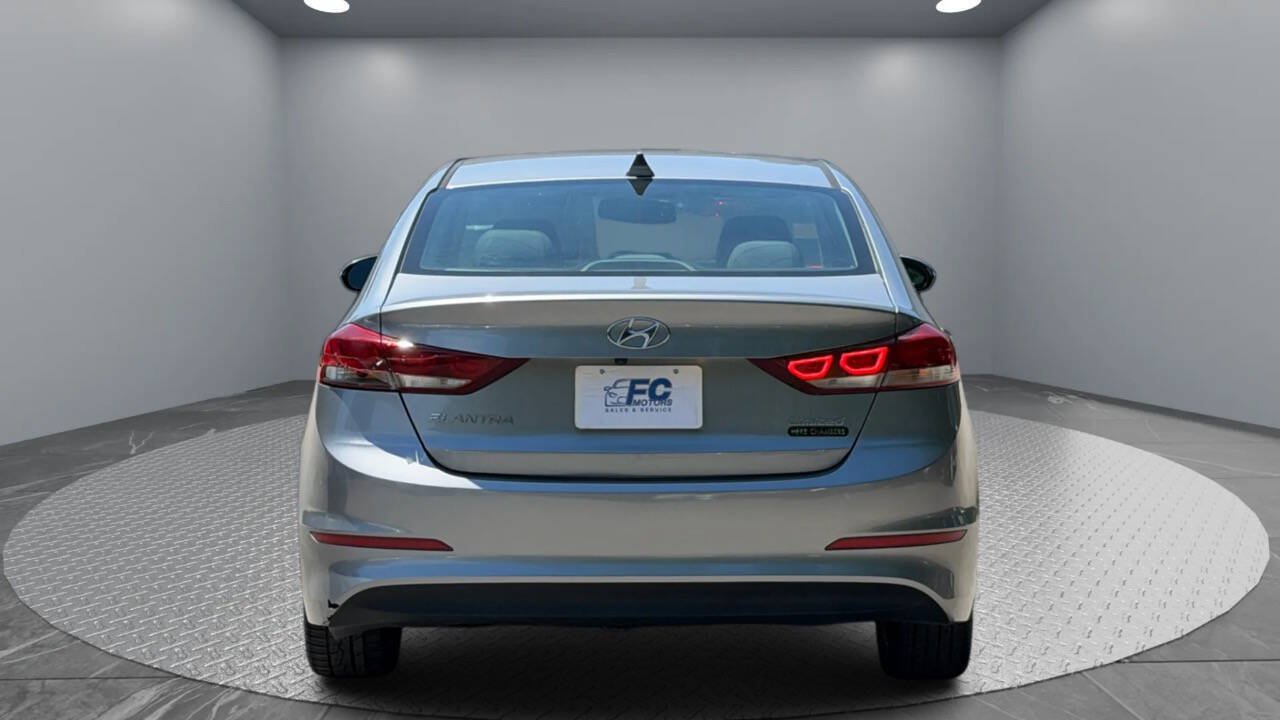 2017 Hyundai Elantra Limited - Photo 5