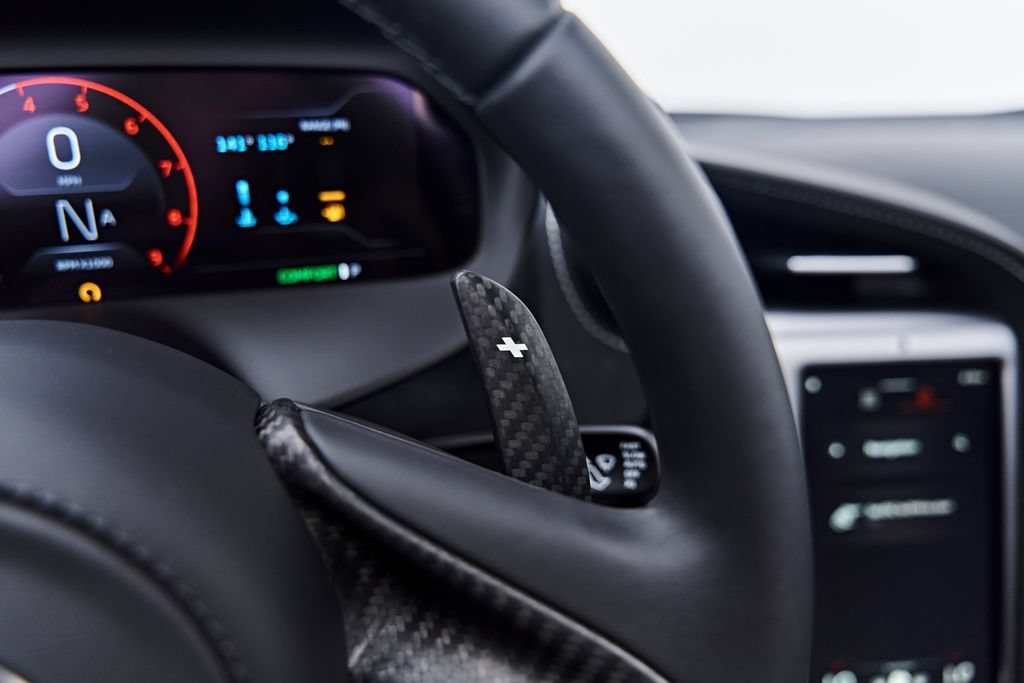 Used 2025 McLaren 750S Spider photo 67