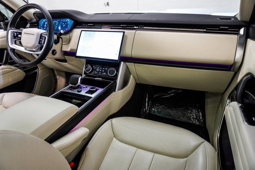 2023 Land Rover Range Rover SE