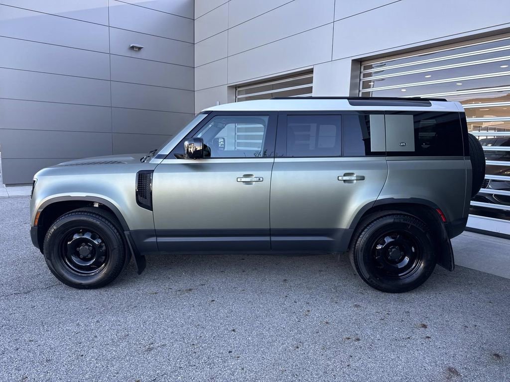 2024 Land Rover Defender 110 S