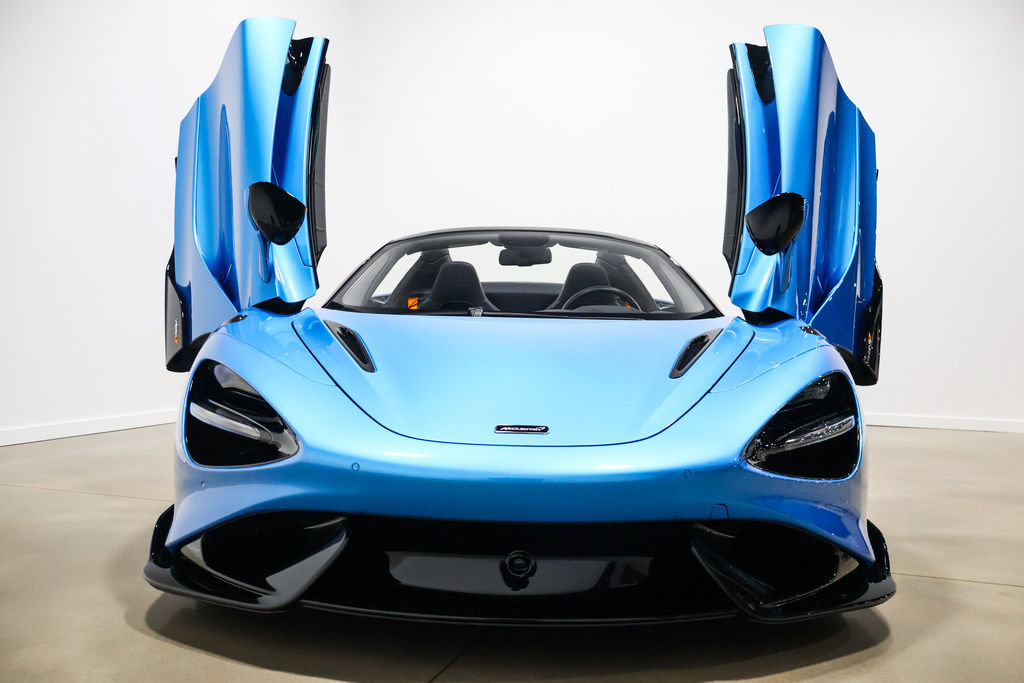 Used 2022 McLaren 765LT photo 29