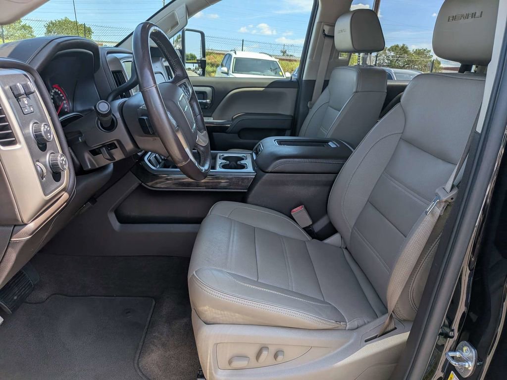 2016 GMC Sierra 2500 Denali