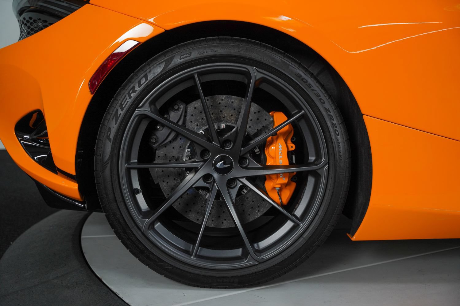 Used 2024 McLaren 750S Spider photo 25