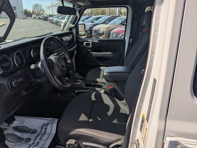 2022 Jeep Gladiator Sport