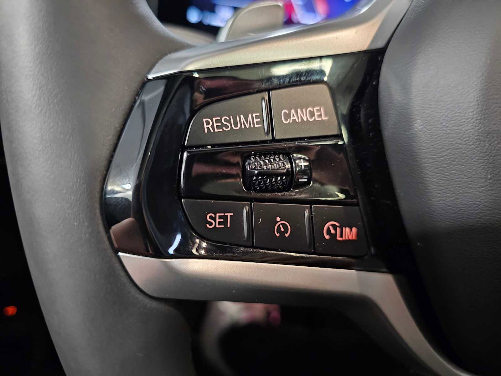 2025 BMW 330i xDrive Sedan