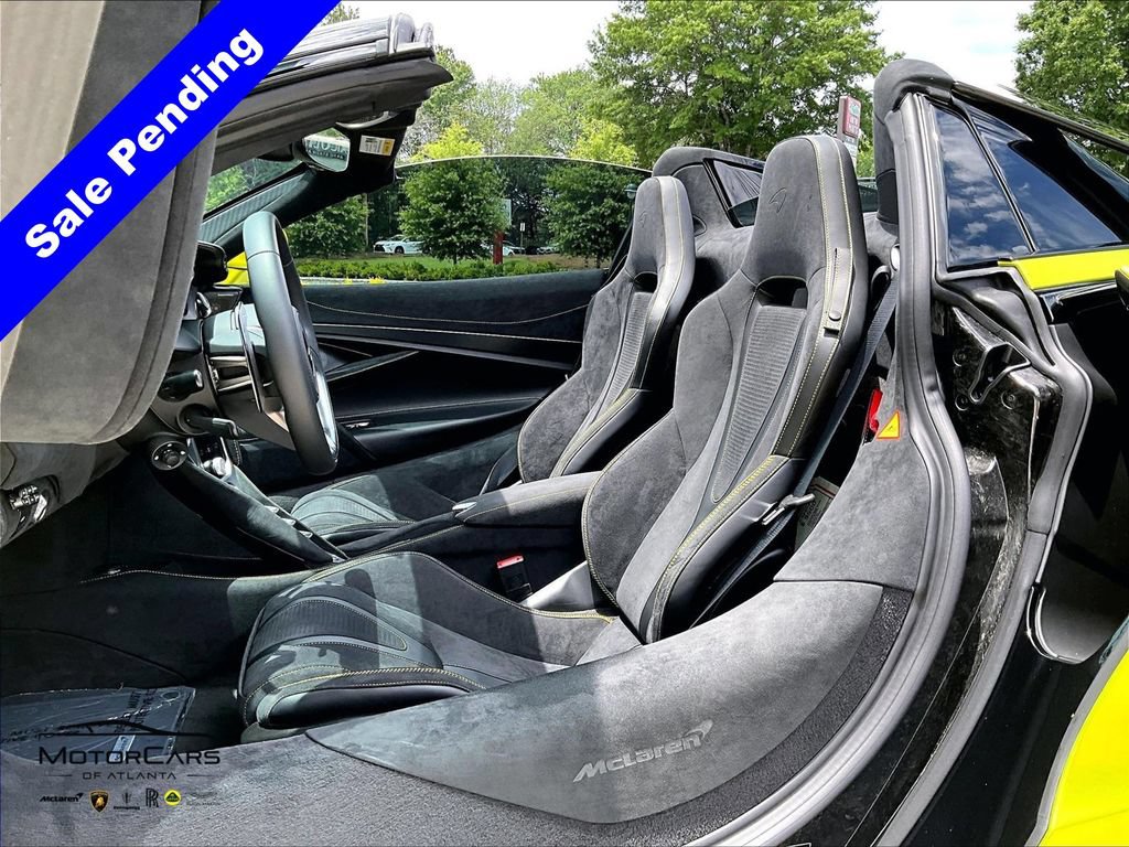 Used 2026 McLaren 750S Spider photo 19