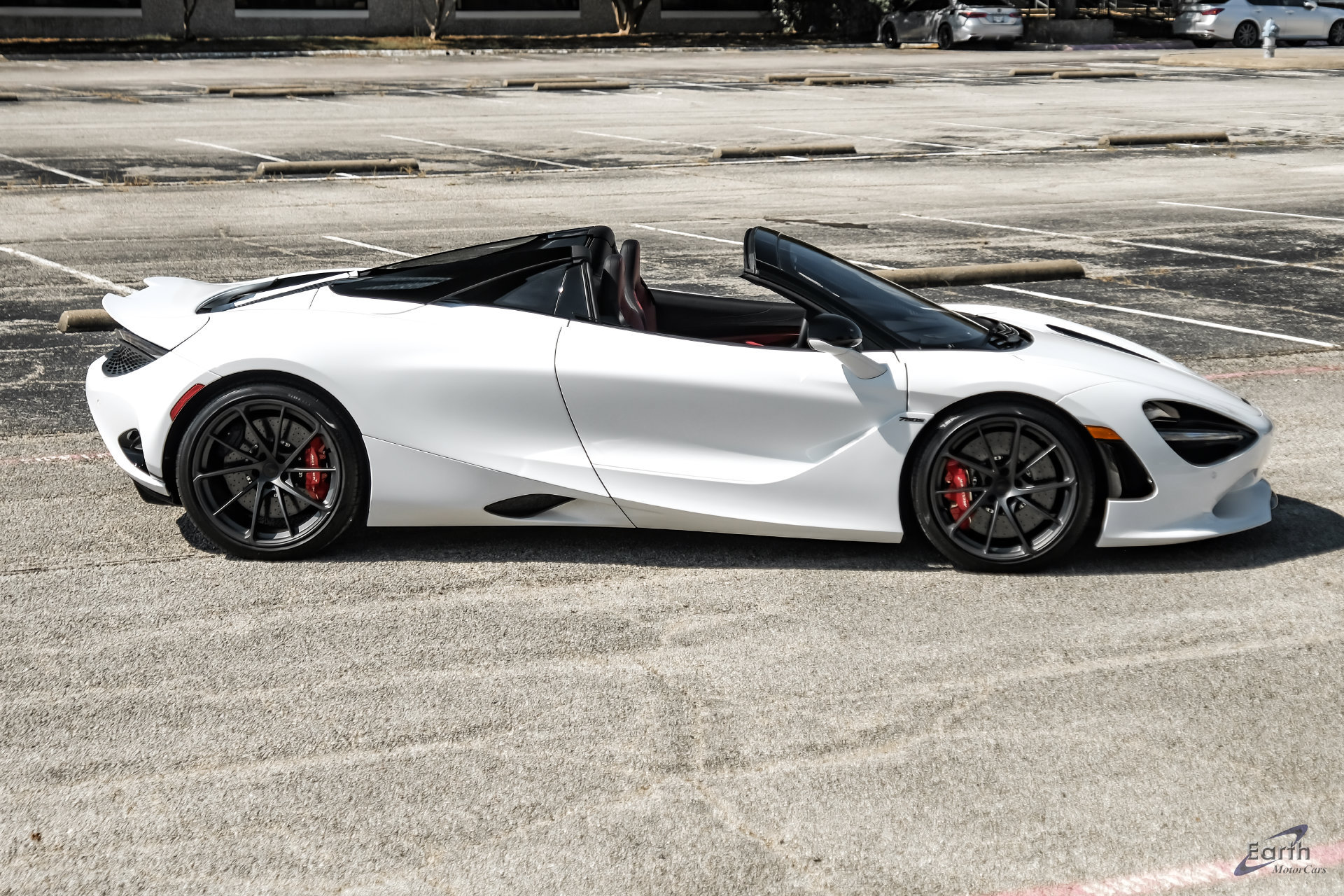 Used 2025 McLaren 750S Spider photo 31