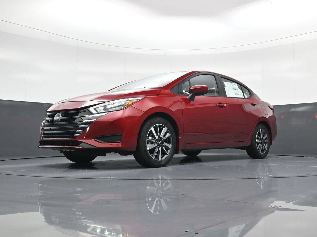 New 2025 Nissan Versa SV w/ Trunk Package