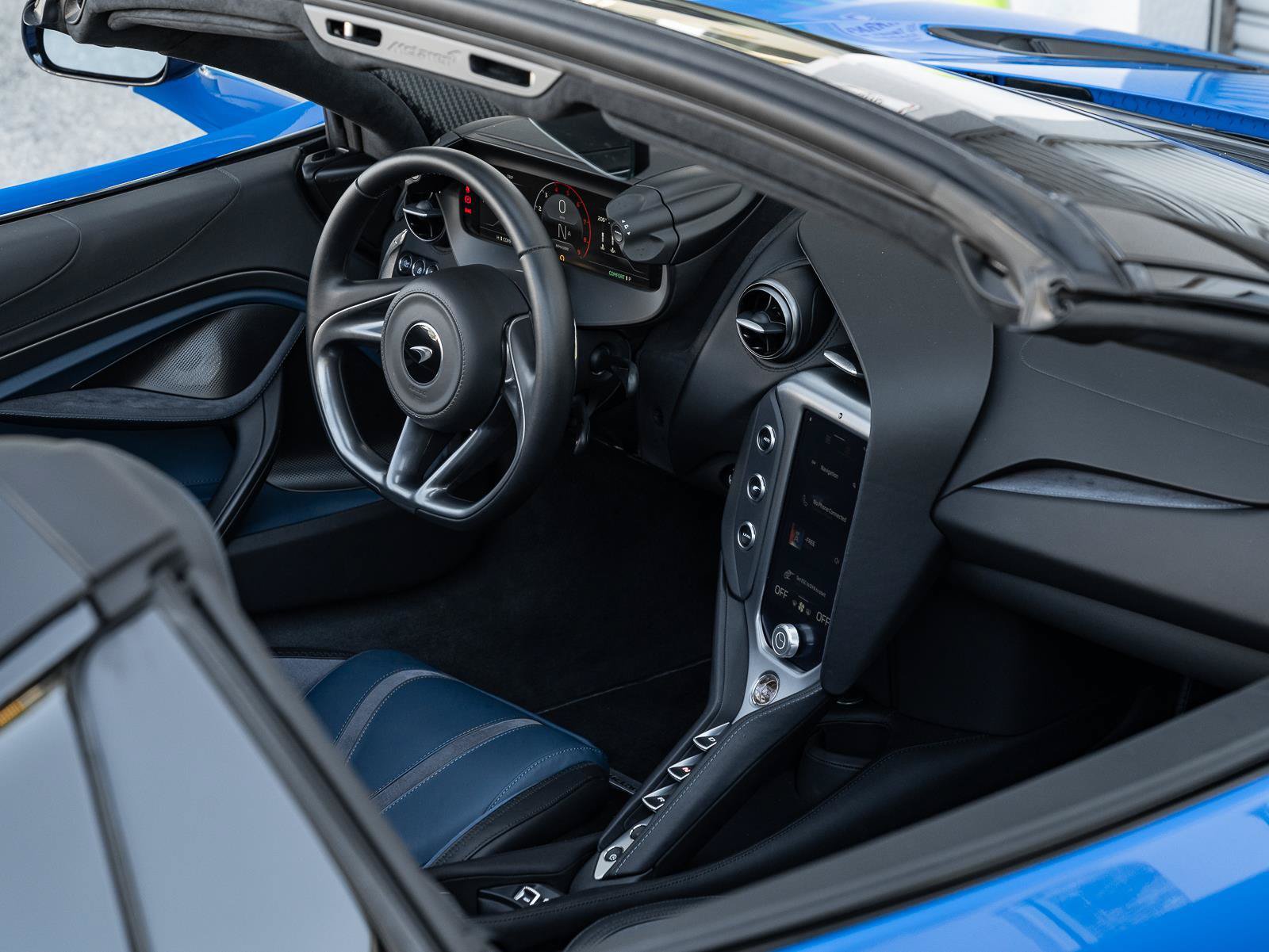 Used 2024 McLaren 750S Spider photo 12