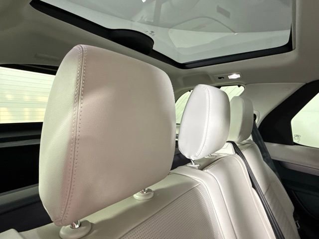 2026 Land Rover Discovery Dynamic SE