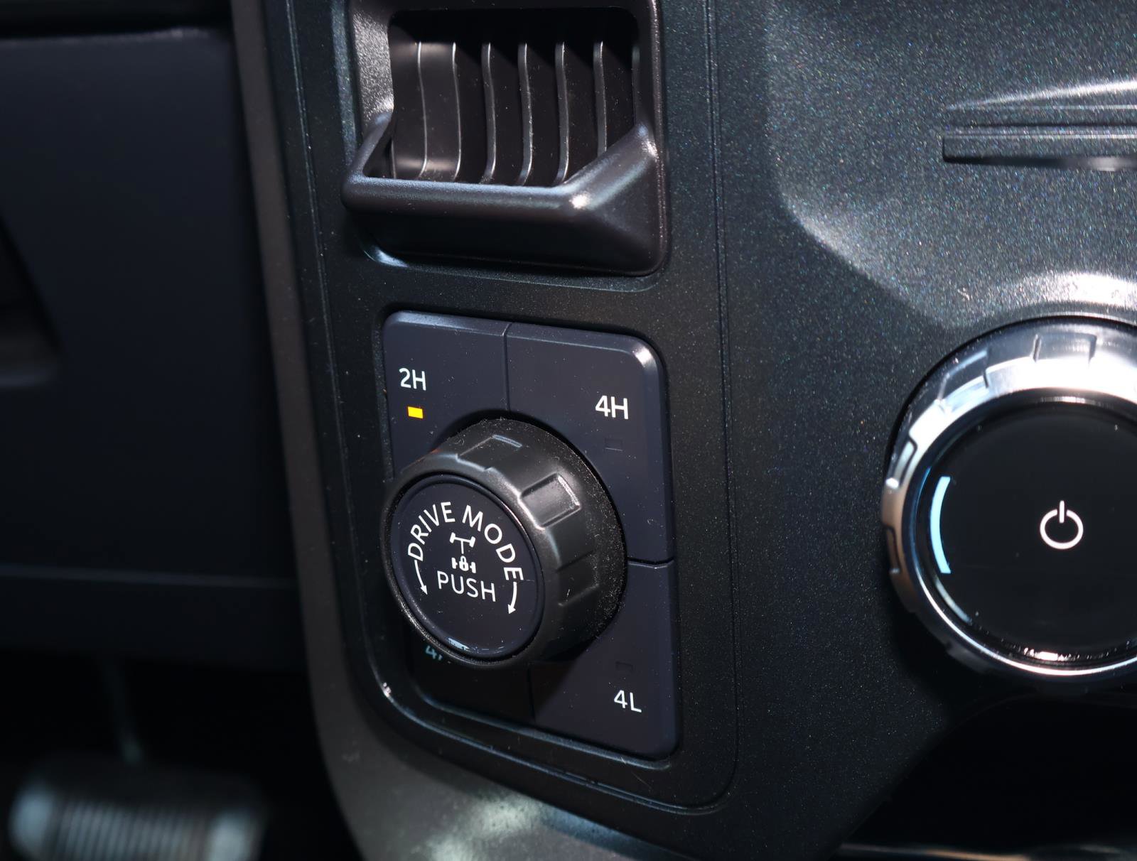 2025 Ford F150 Lariat