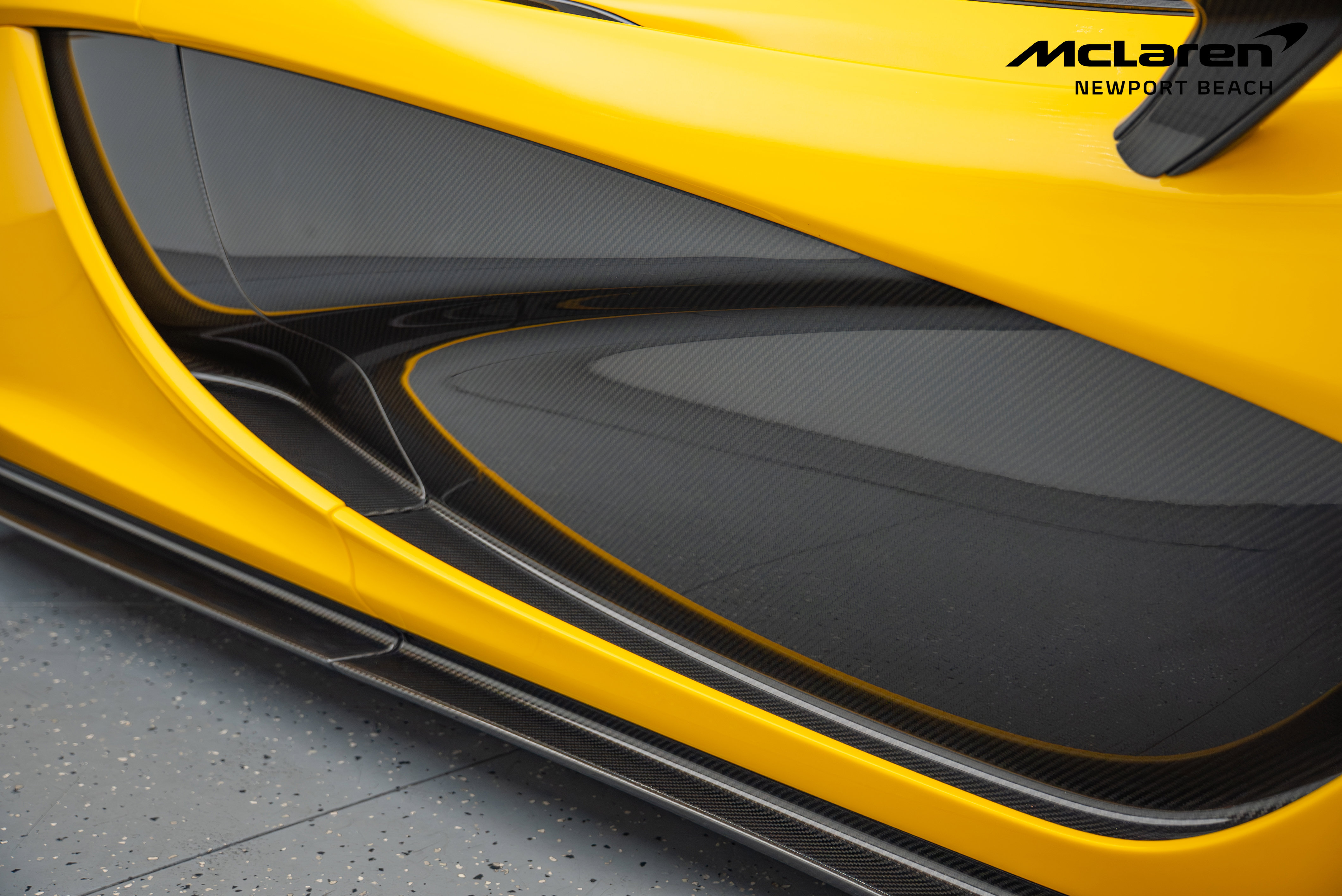 Used 2014 McLaren P1 photo 6