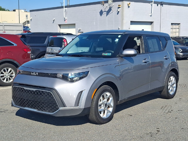 Used 2025 Kia Soul LX w/ LX Technology Package