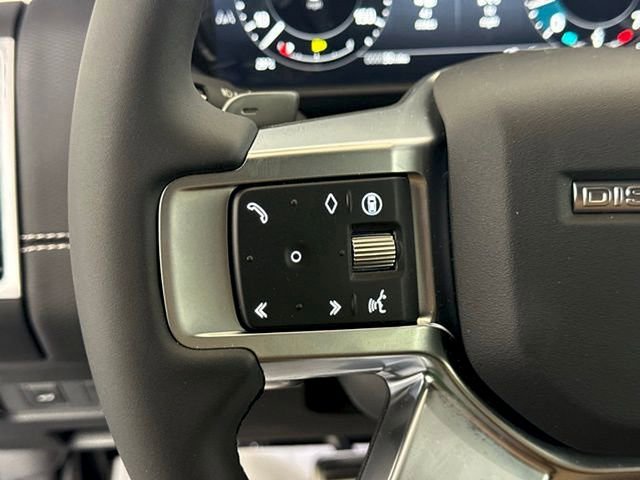 2025 Land Rover Discovery Dynamic SE