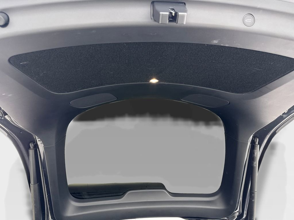 2024 Tesla Model Y Performance