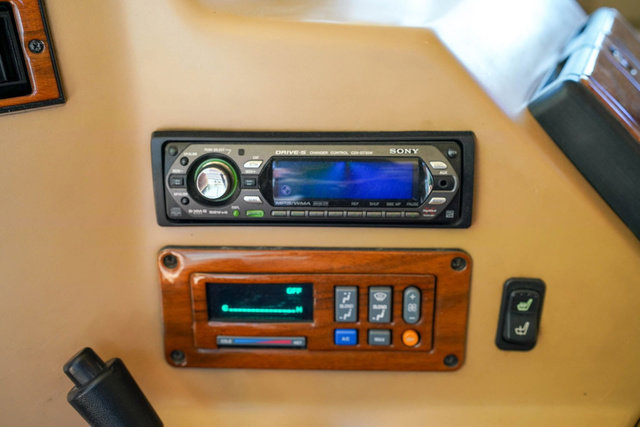 1995 HUMMER H1 4-Door Wagon