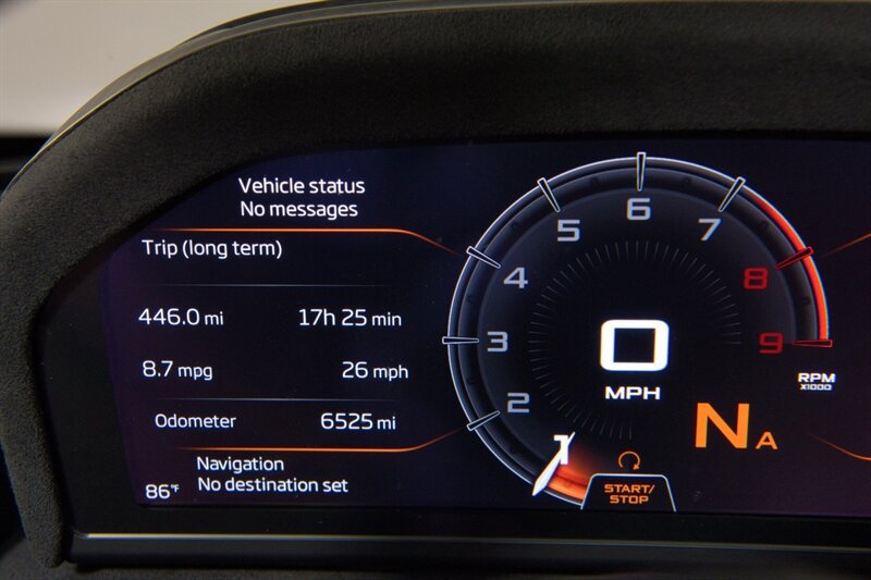 Used 2022 McLaren 765LT photo 27