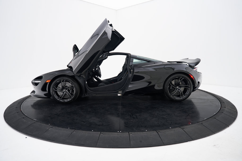 Used 2025 McLaren 750S photo 22