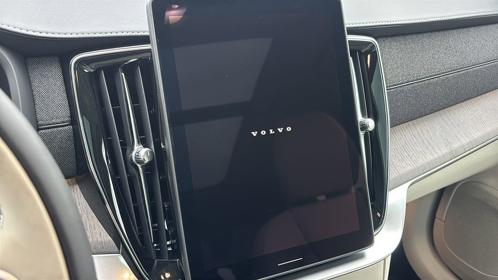 2026 Volvo Xc90 B6 Ultra