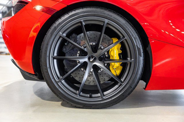Used 2022 McLaren 720S Performance photo 22