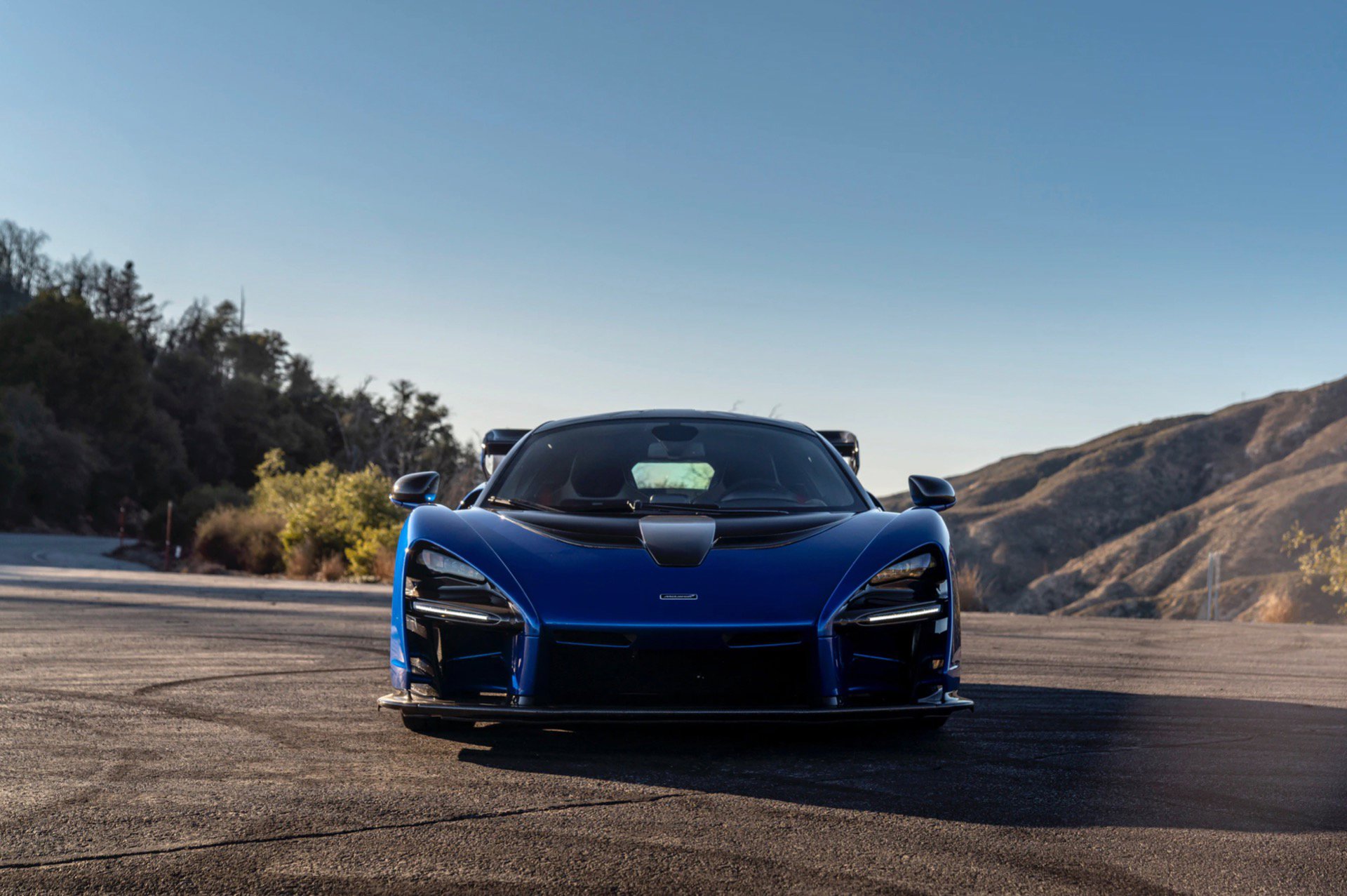 Used 2019 McLaren Senna Coupe ULTRA RARE Only 1685 Mil photo 90