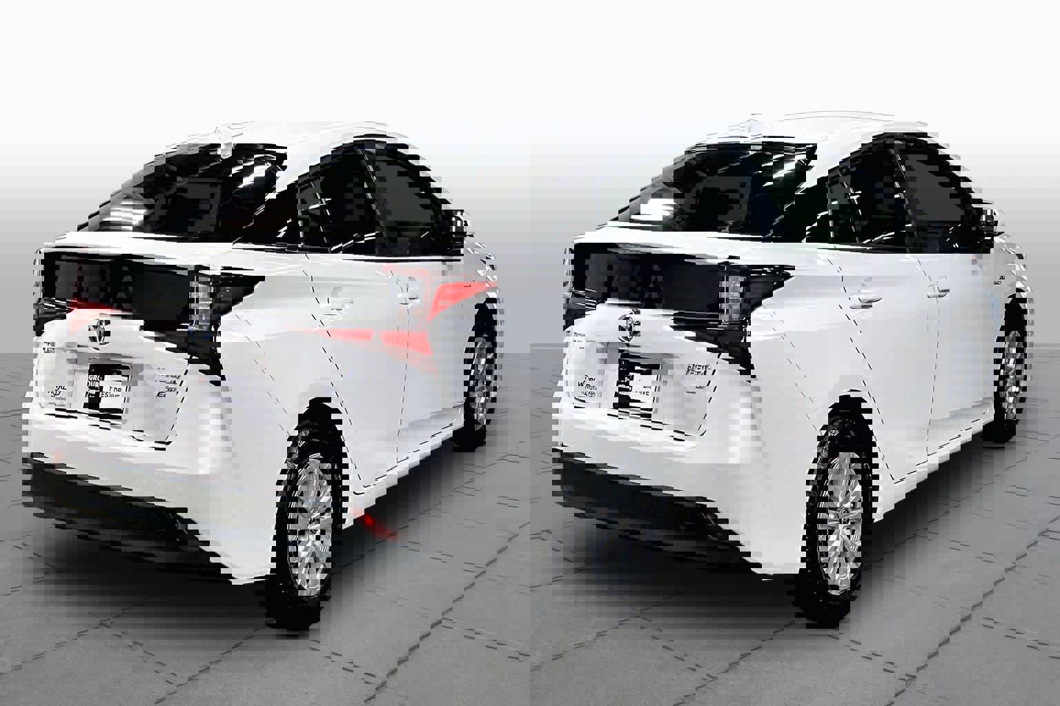 2021 Toyota Prius L Eco