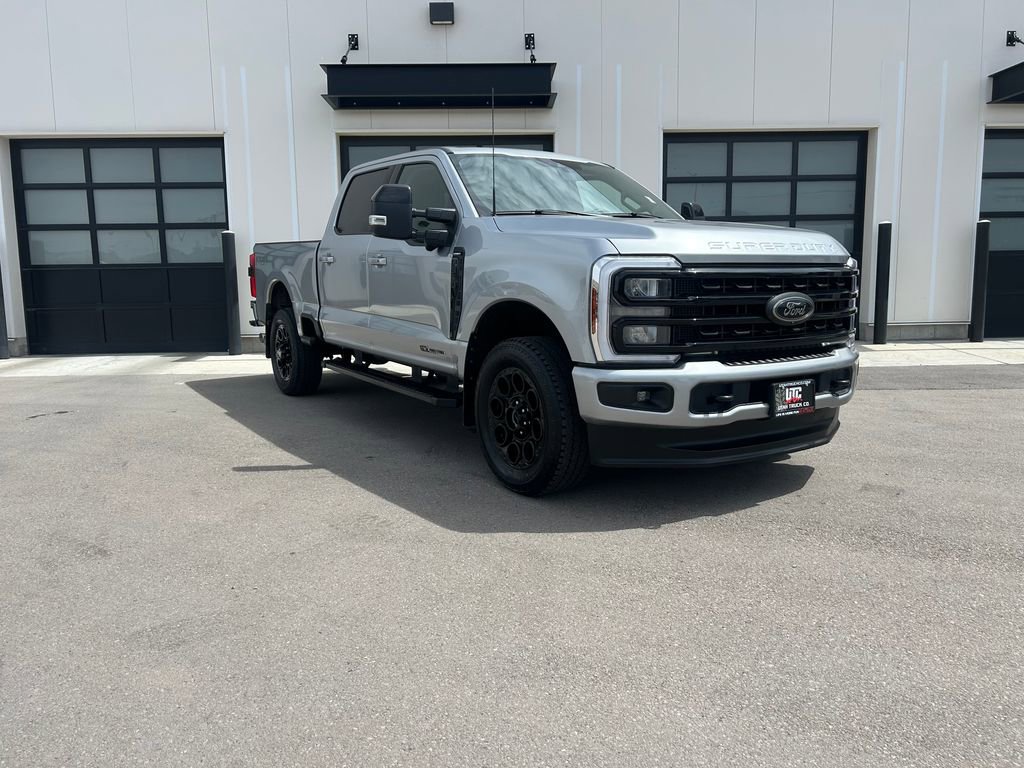 2024 Ford F350 Lariat
