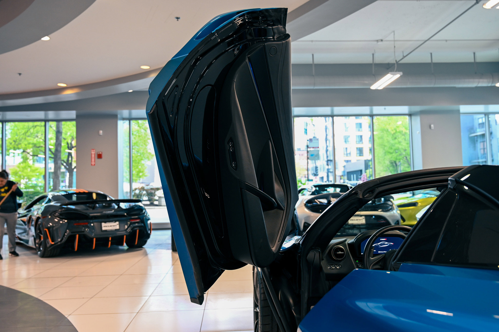Used 2020 McLaren 720S Luxury photo 20