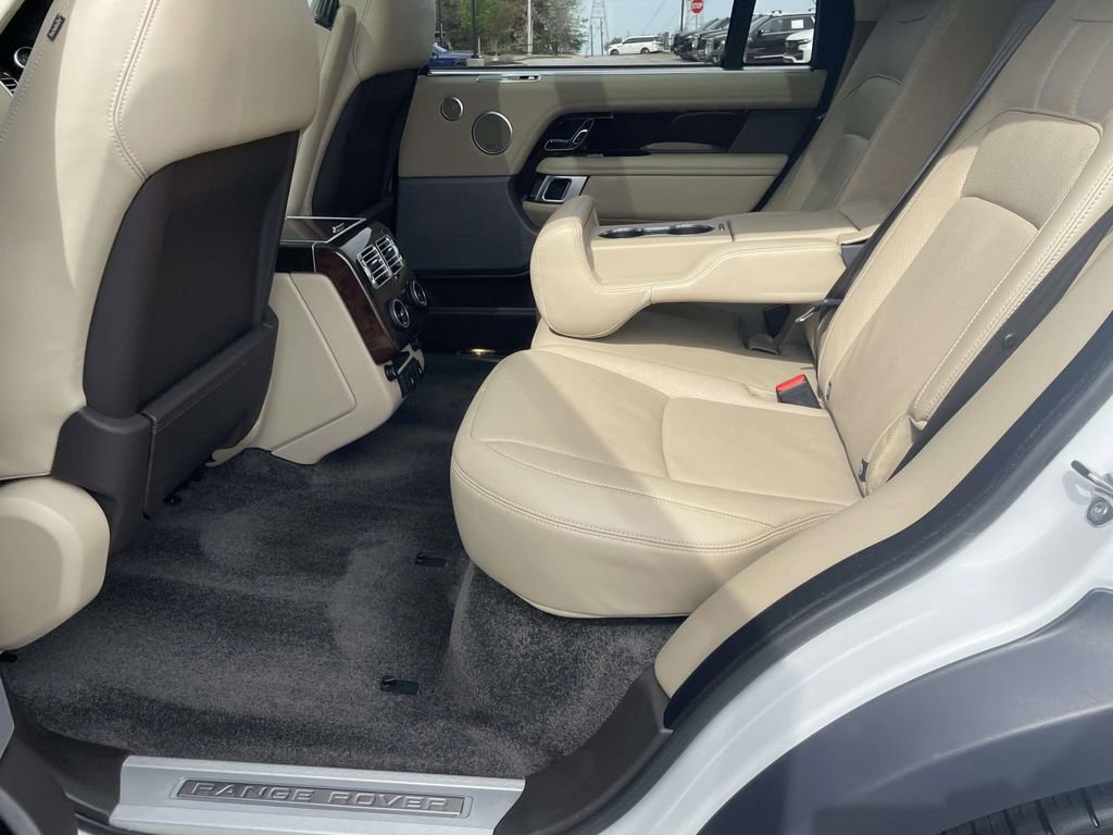 2020 Land Rover Range Rover Long Wheelbase HSE