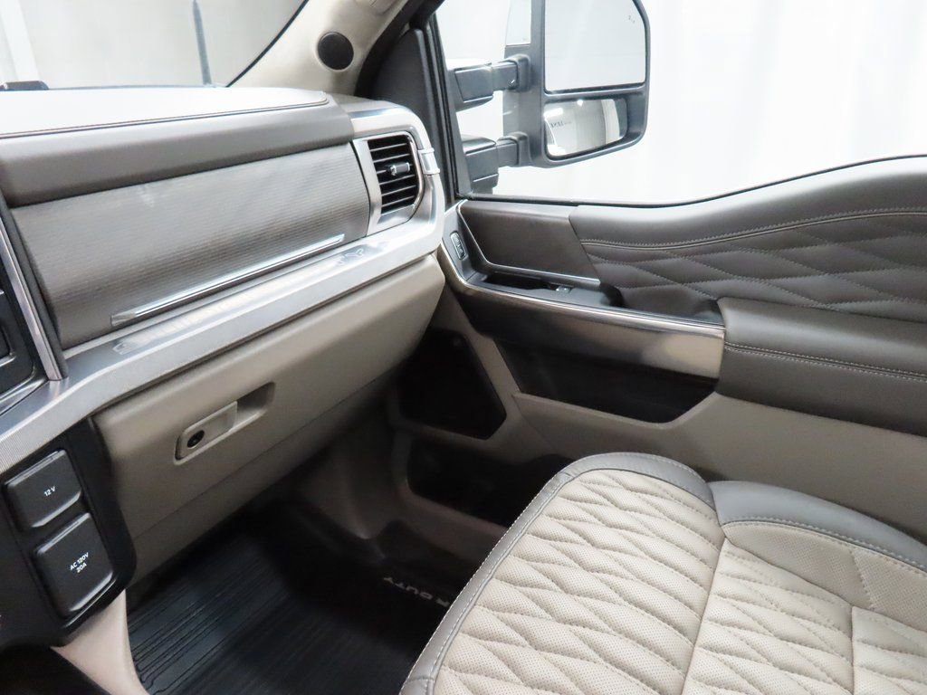 2025 Ford F450 Platinum