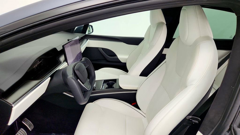 2022 Tesla Model X Plaid