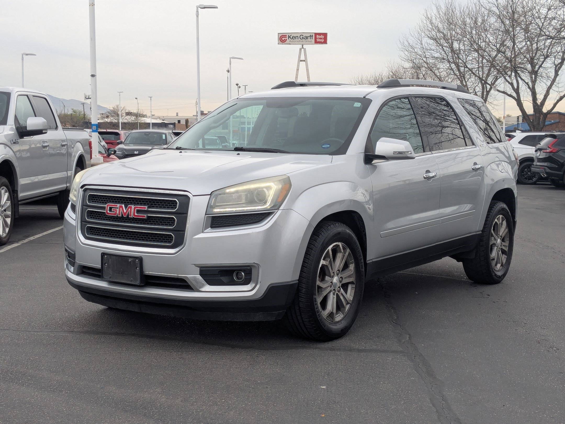 2016 GMC Acadia SLT