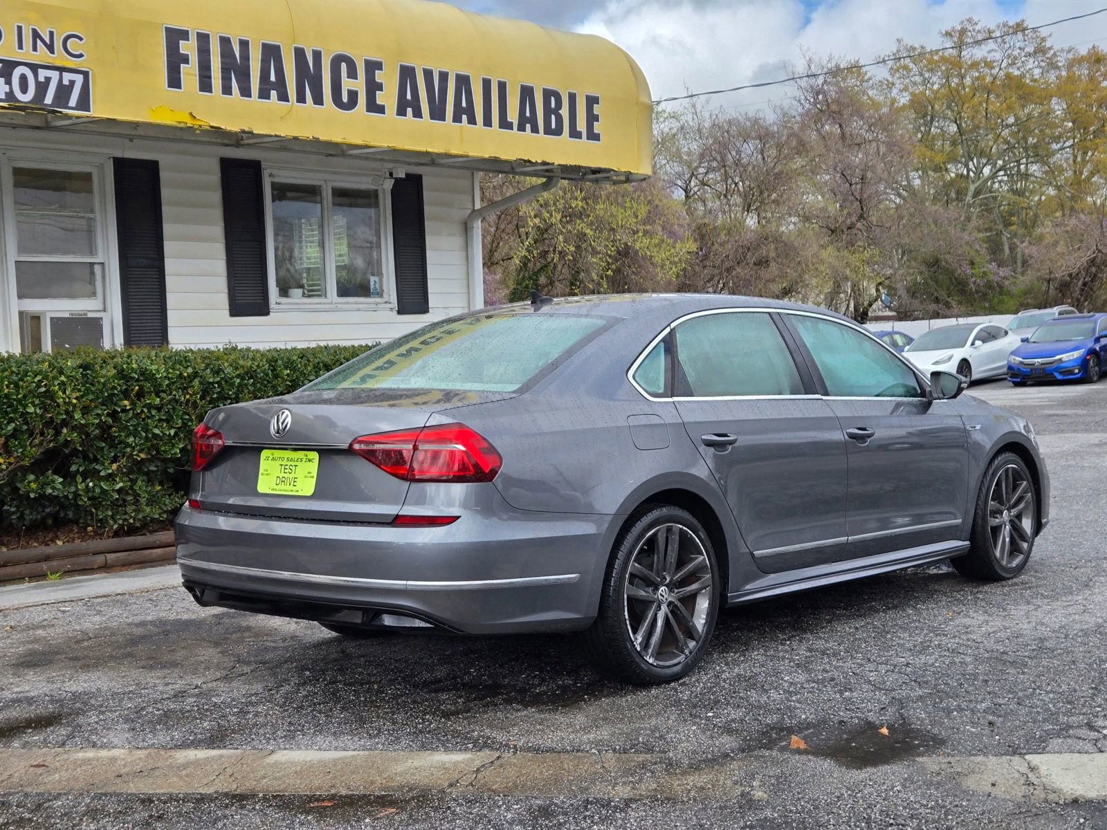 2017 Volkswagen Passat 1.8T R-Line
