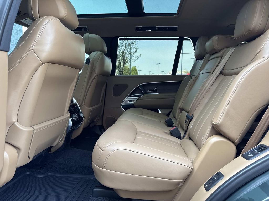 2023 Land Rover Range Rover Long Wheelbase SE