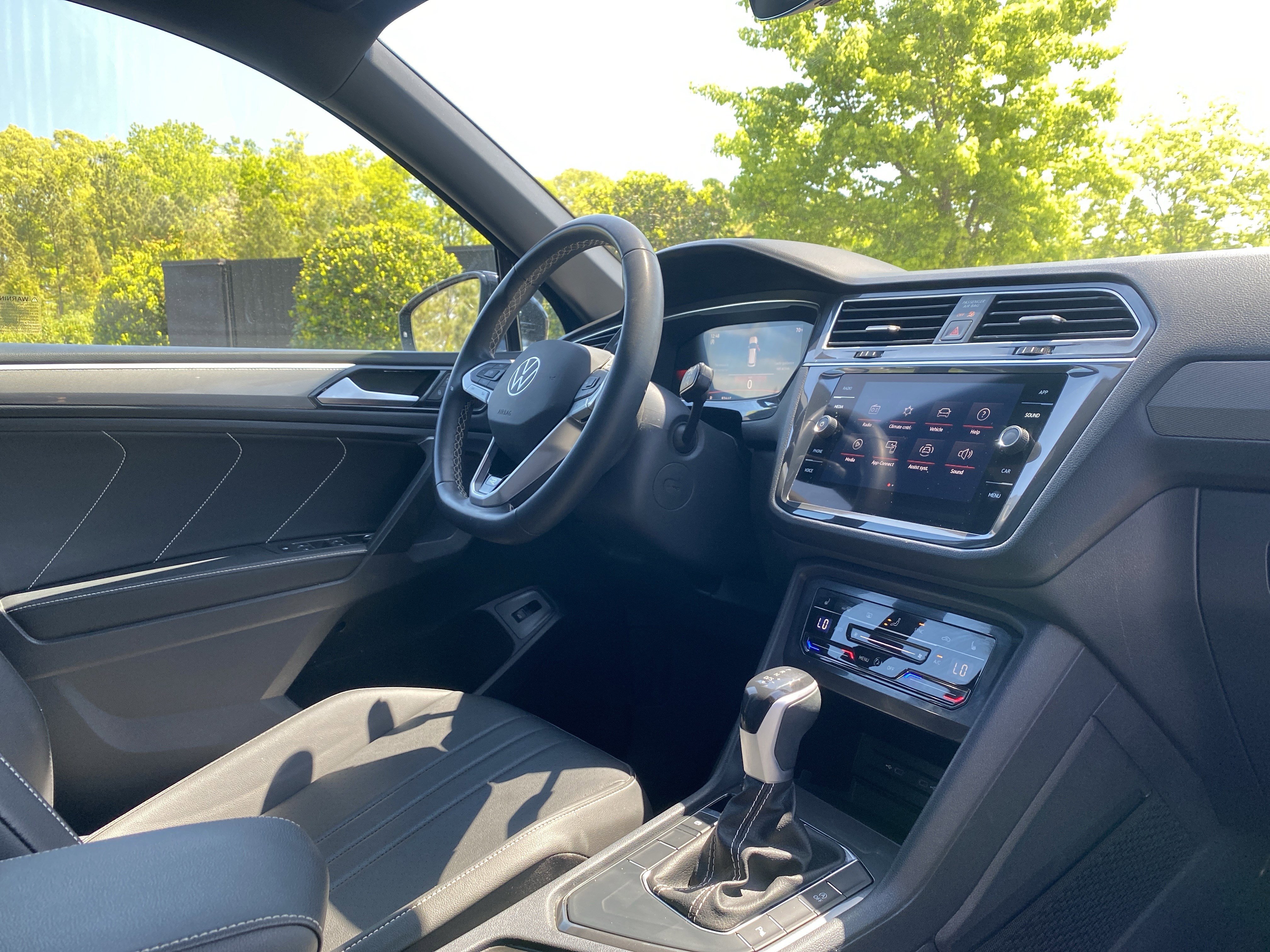 2023 Volkswagen Tiguan SE R-Line