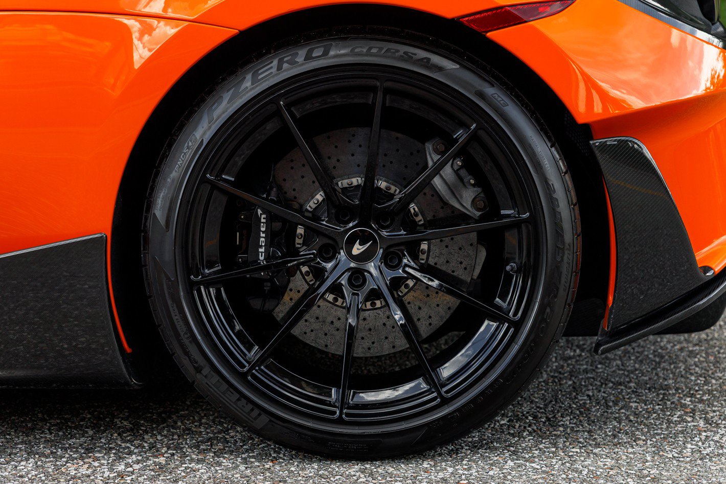 Used 2019 McLaren 600LT photo 27
