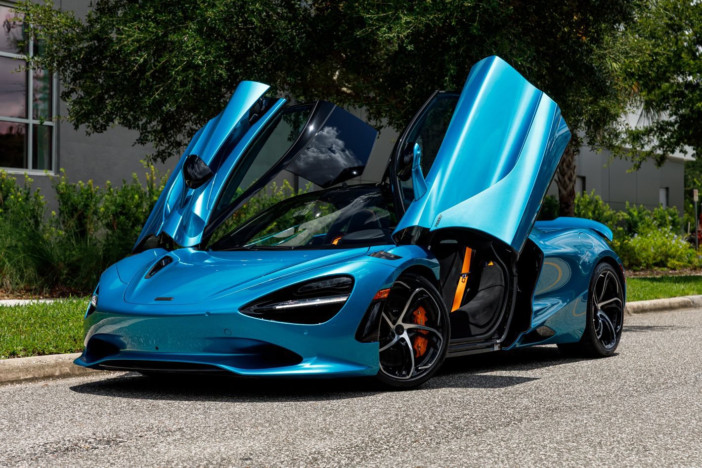 Used 2025 McLaren 750S photo 35