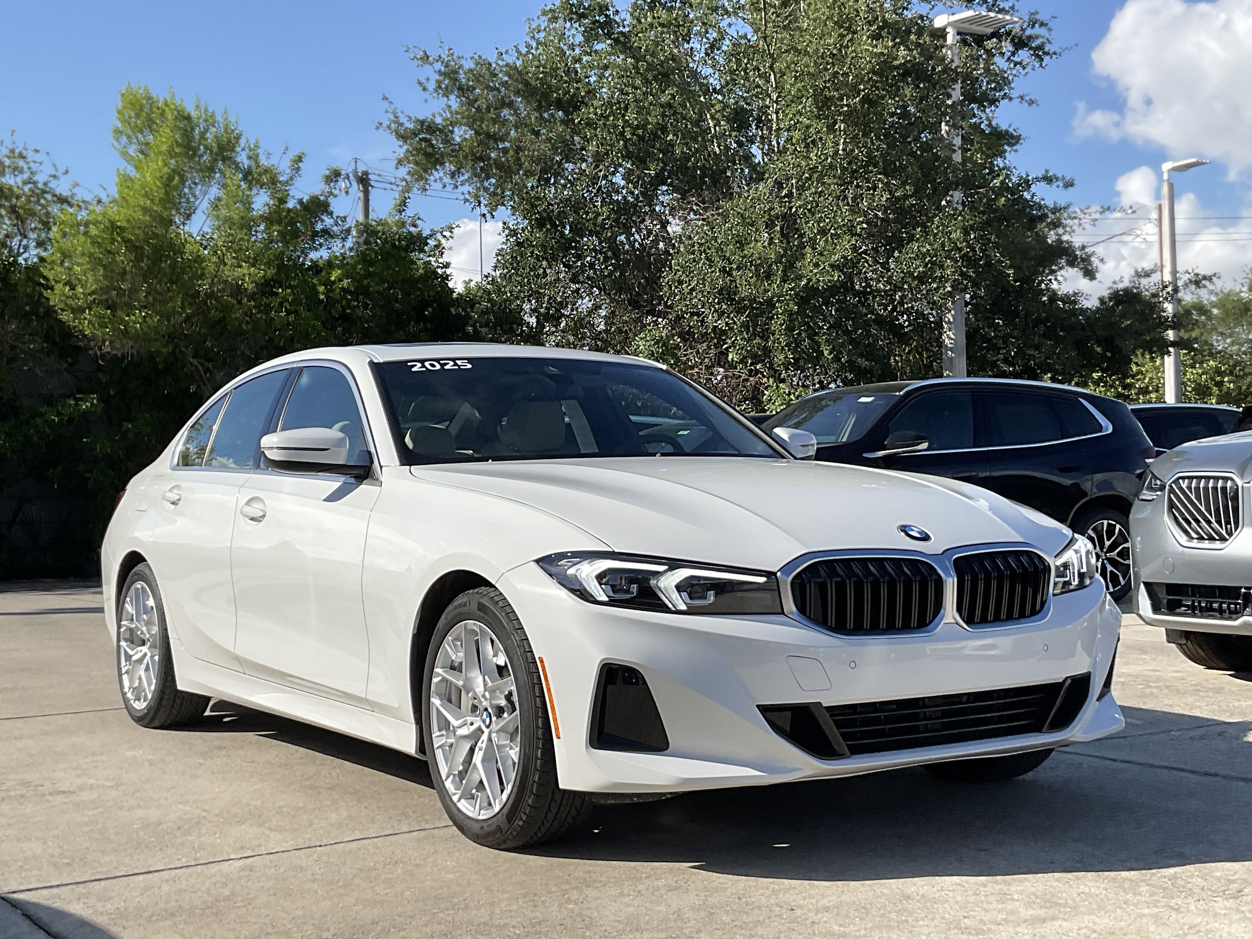 Certified 2025 BMW 330i Sedan w/ Convenience Package