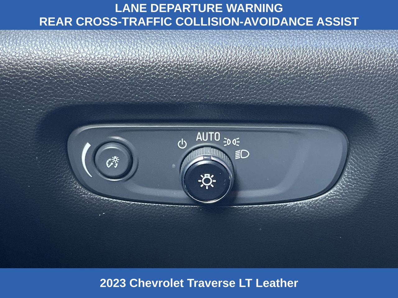 2023 Chevrolet Traverse LT