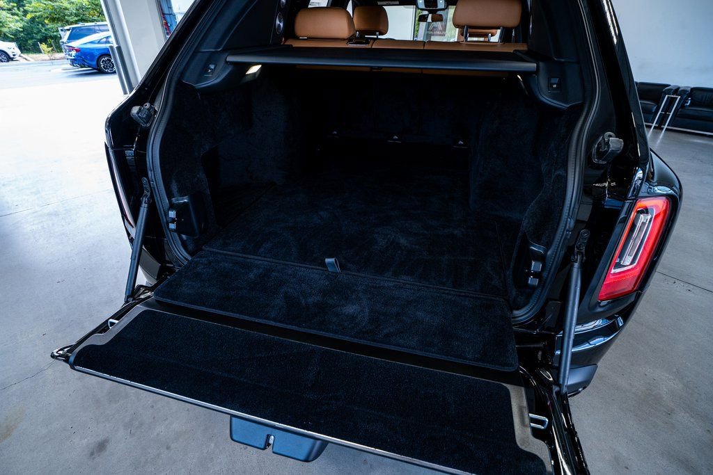2022 Rolls-Royce Cullinan Black Badge