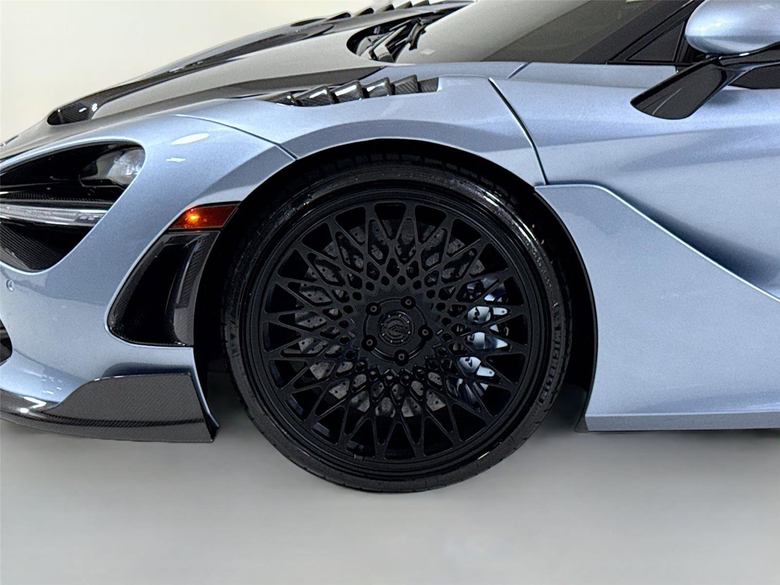 Used 2019 McLaren 720S photo 40