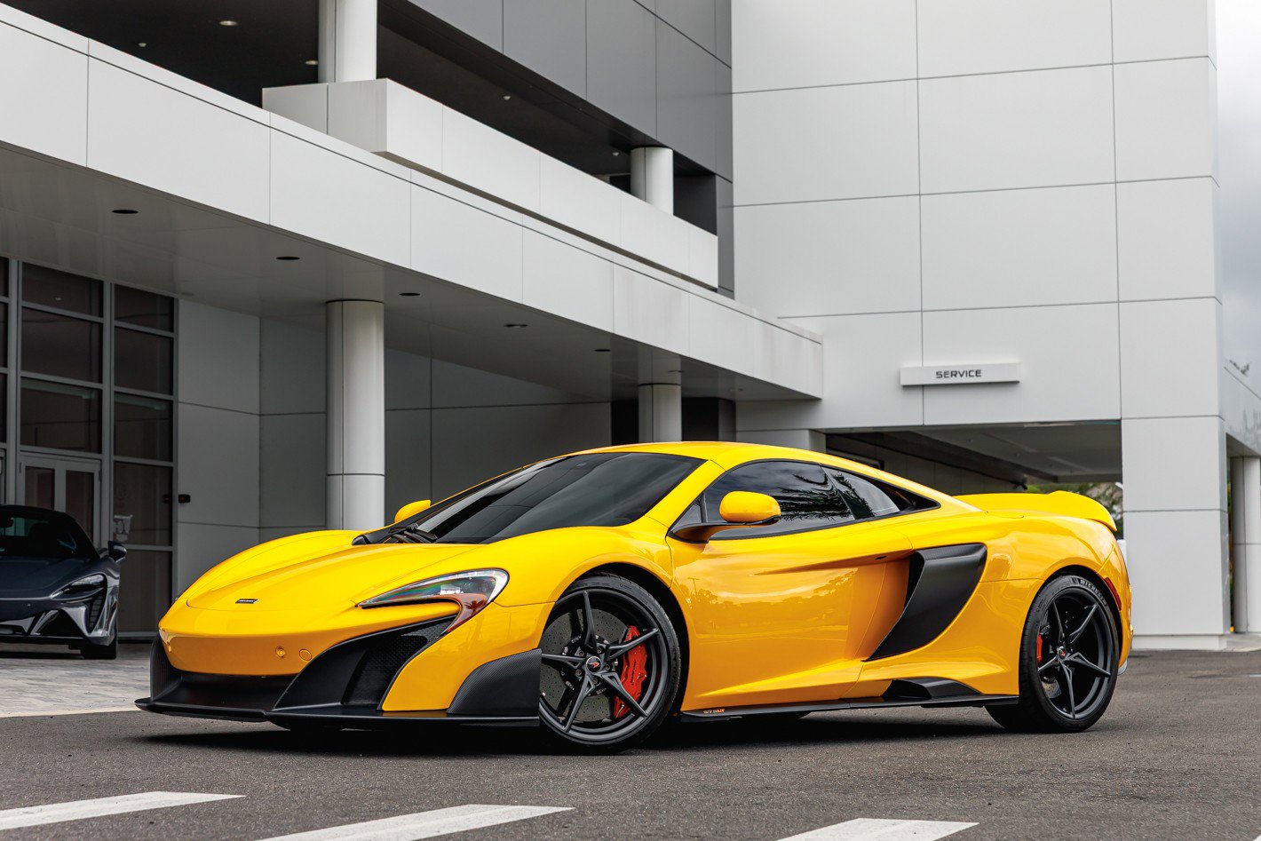 Used 2016 McLaren 675LT Coupe photo 9