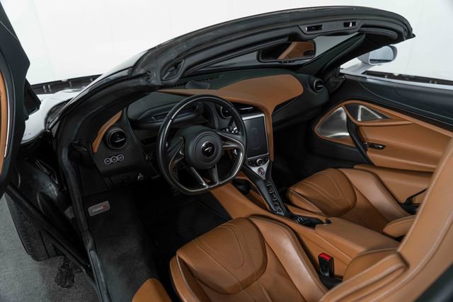 Used 2020 McLaren 720S Luxury photo 19