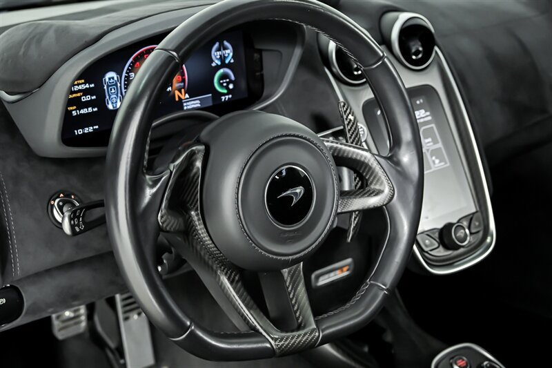 Used 2020 McLaren 600LT Spider photo 24