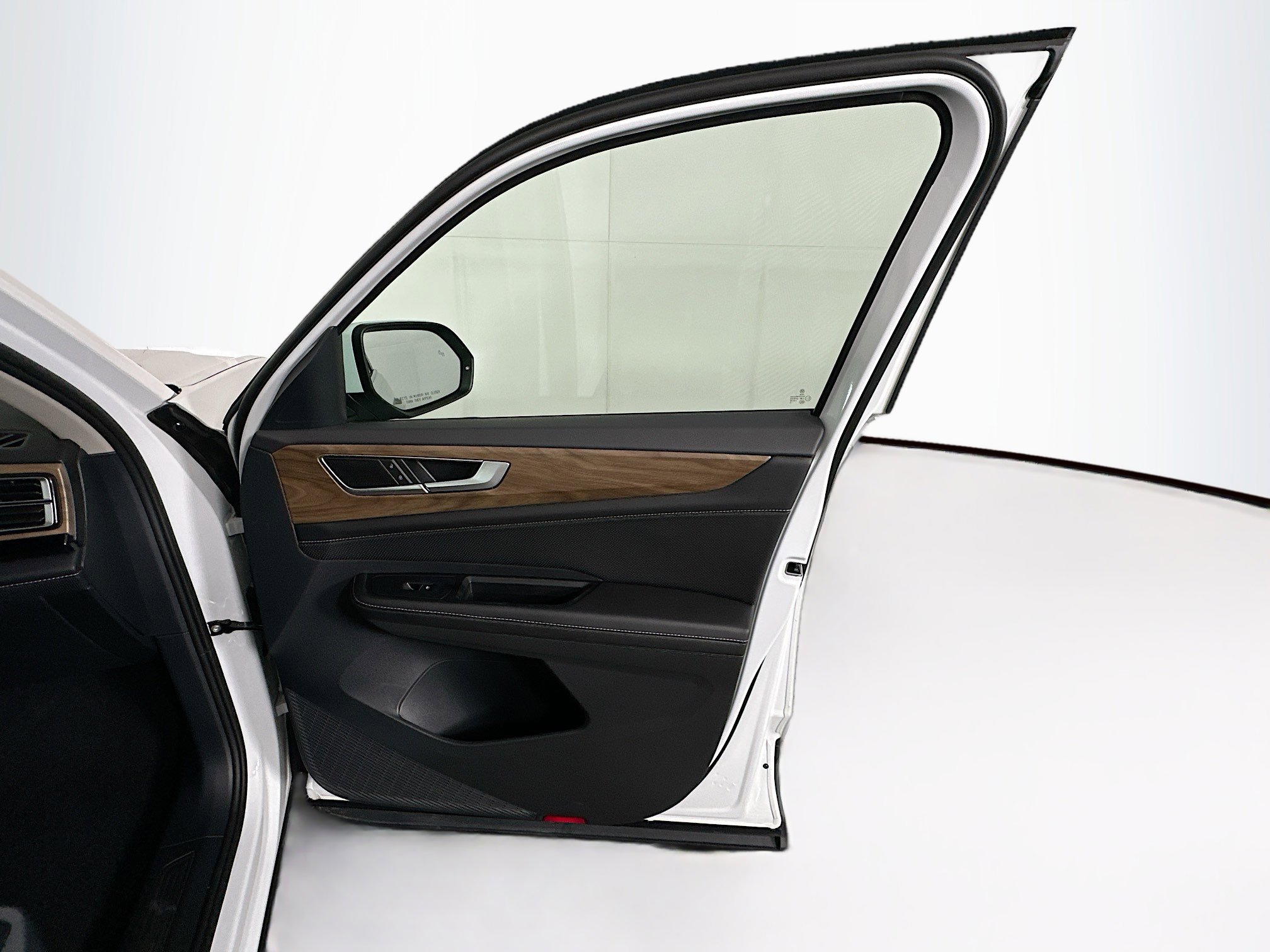 2025 Volkswagen Atlas SE