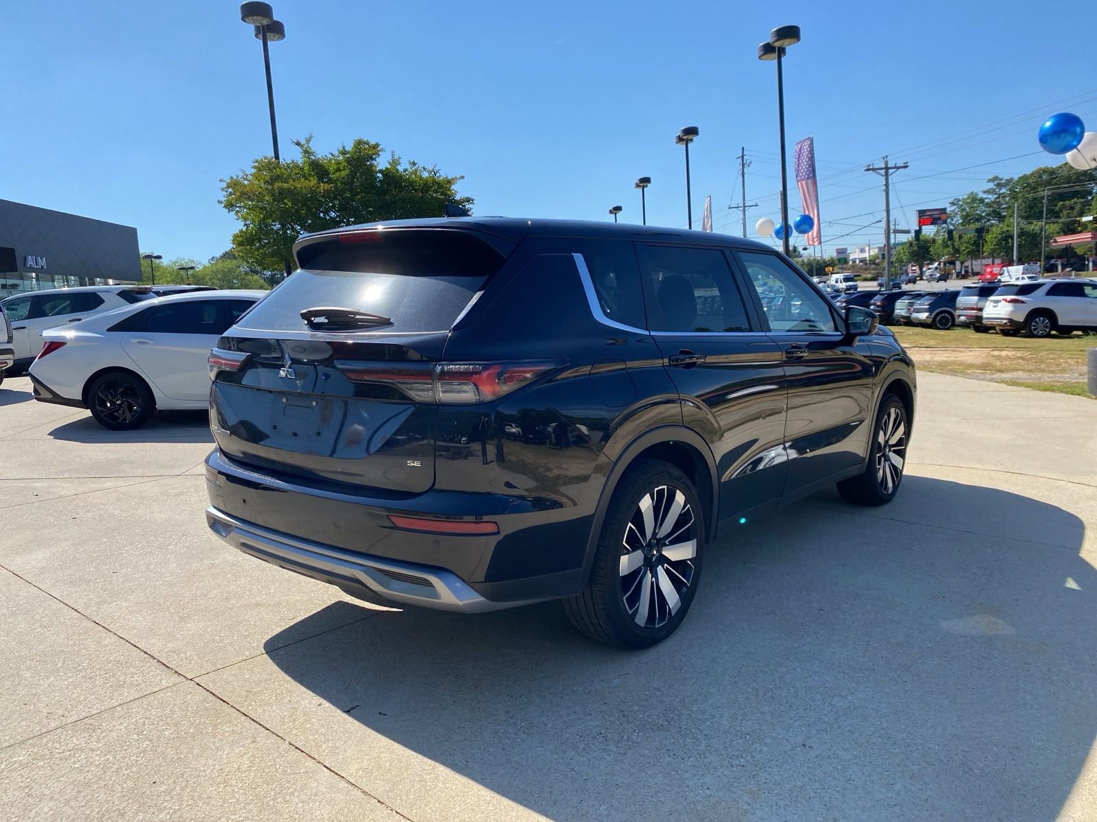 2025 Mitsubishi Outlander SE