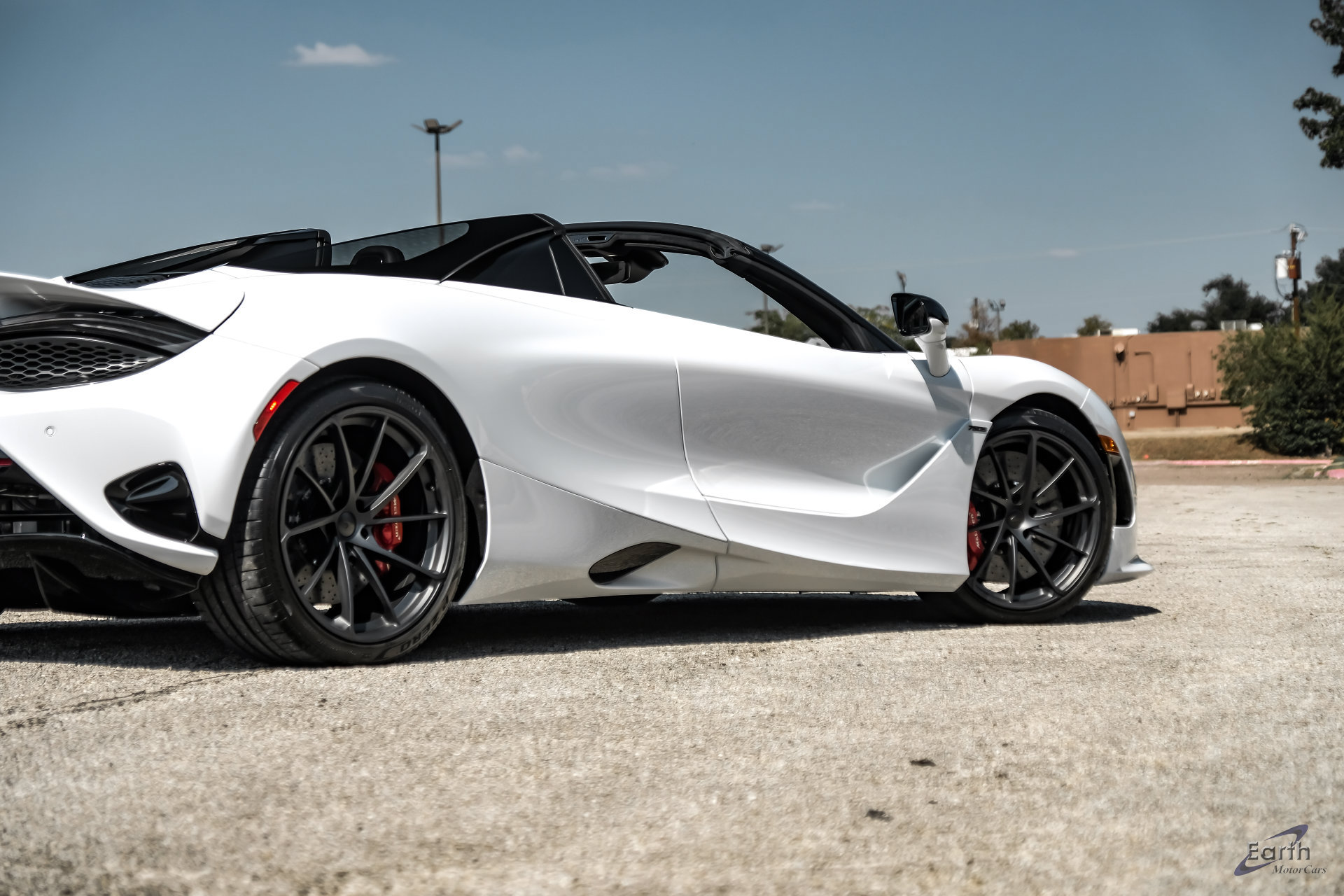Used 2025 McLaren 750S Spider photo 30