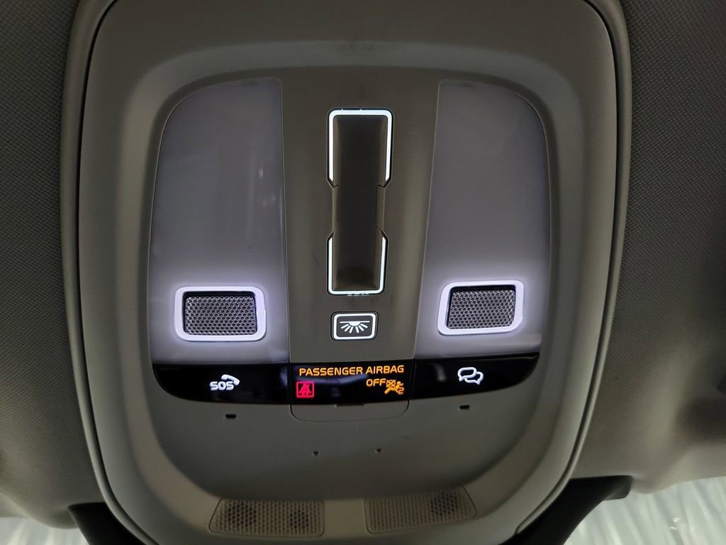 2023 Volvo Xc90 B5 Core